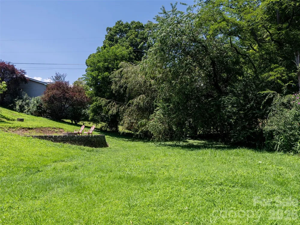 10 Ashe Road Candler, NC 28715