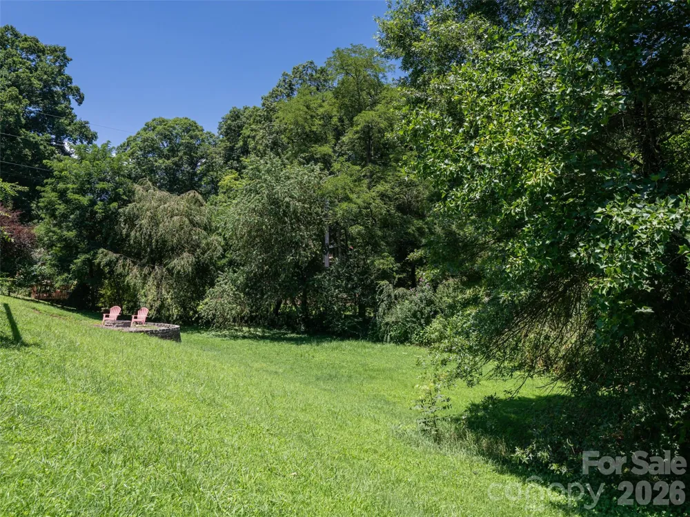 10 Ashe Road Candler, NC 28715