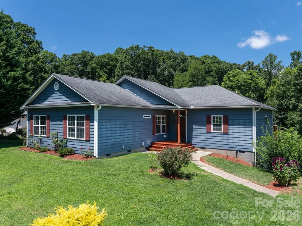10 Ashe Road Candler, NC 28715