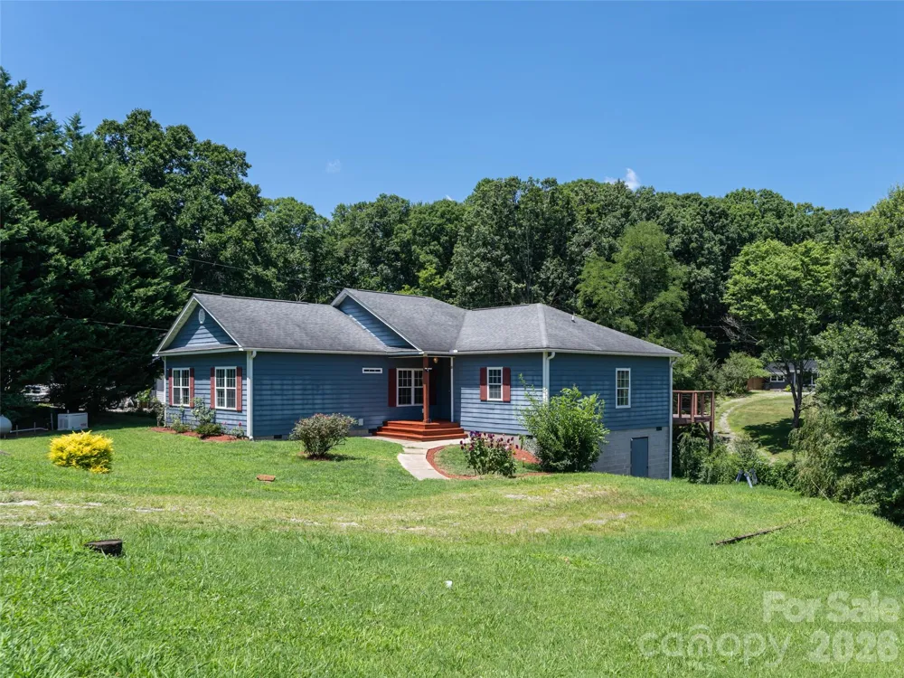 10 Ashe Road Candler, NC 28715