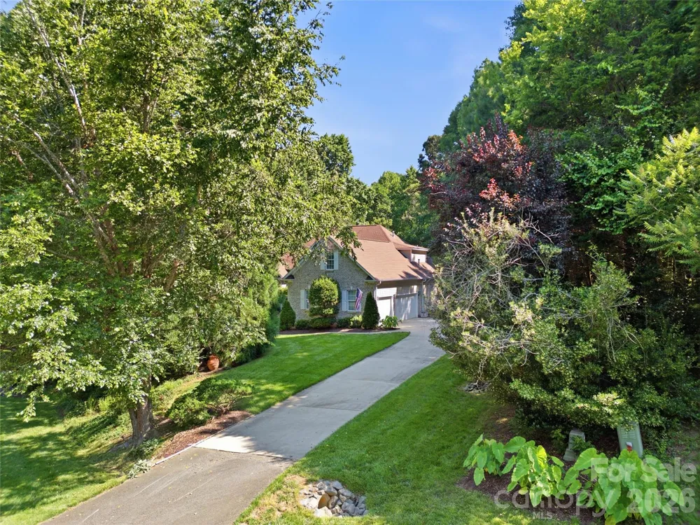 136 Edge Hill Drive Fort Mill, SC 29715