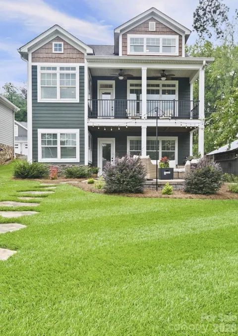 698 Lake Head Road