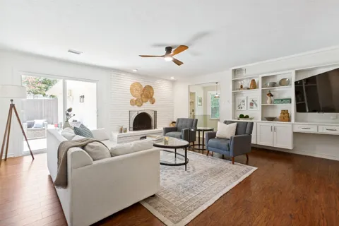 1905 Deep Valley Drive