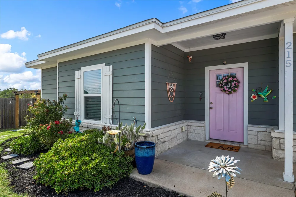 215 Greenbriar Street Robinson, TX 76706