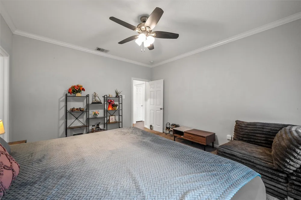 215 Greenbriar Street Robinson, TX 76706