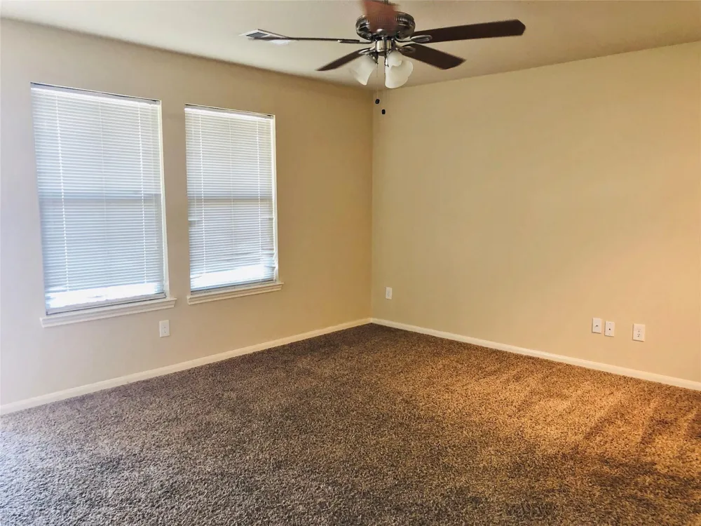 2512 S Houston Avenue #D Humble, TX 77396