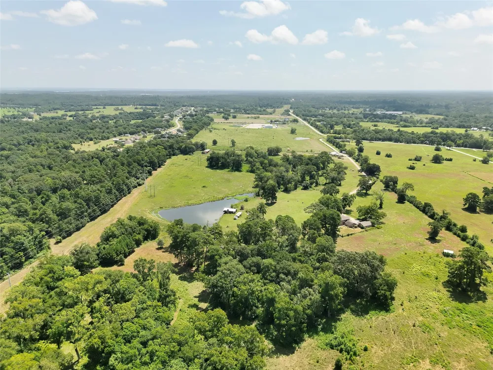 6605 Spring Branch Road Montgomery, TX 77316
