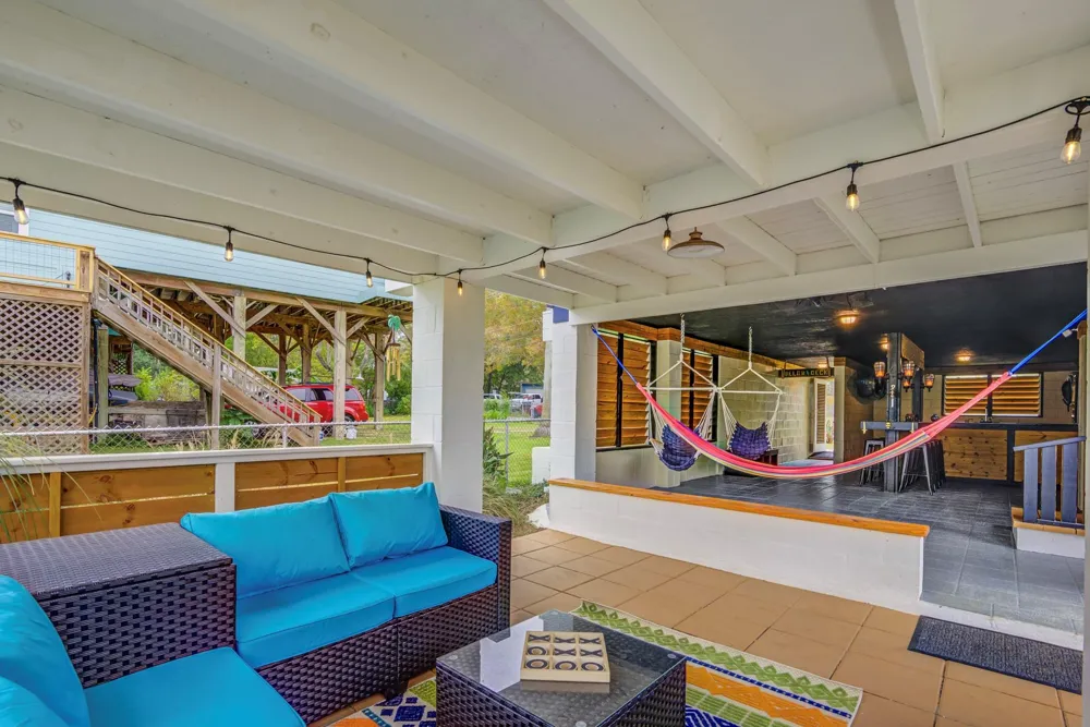 2108 Knollwood Street Kemah, TX 77565