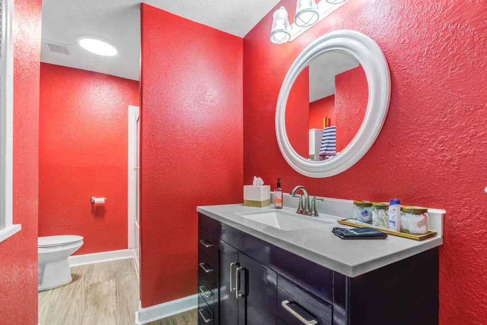 2108 Knollwood Street Kemah, TX 77565