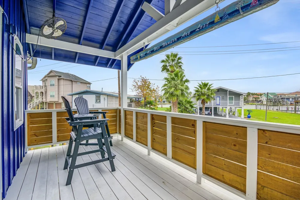 2108 Knollwood Street Kemah, TX 77565