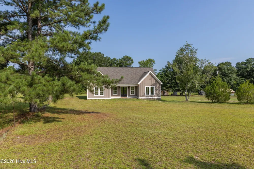 5017 Iron Hill Road Dearing, GA 30808