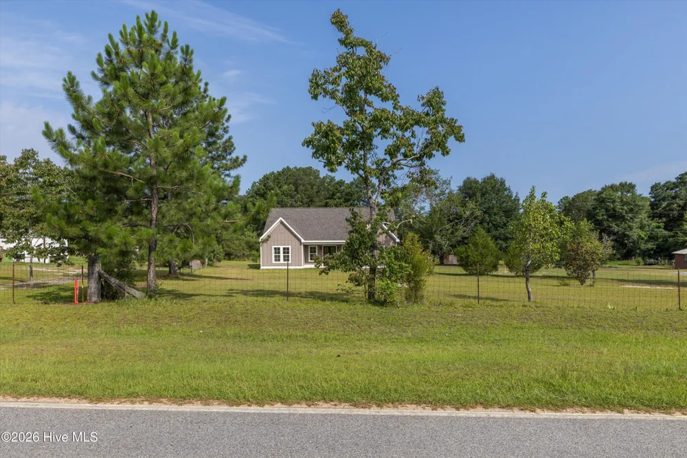 5017 Iron Hill Road Dearing, GA 30808