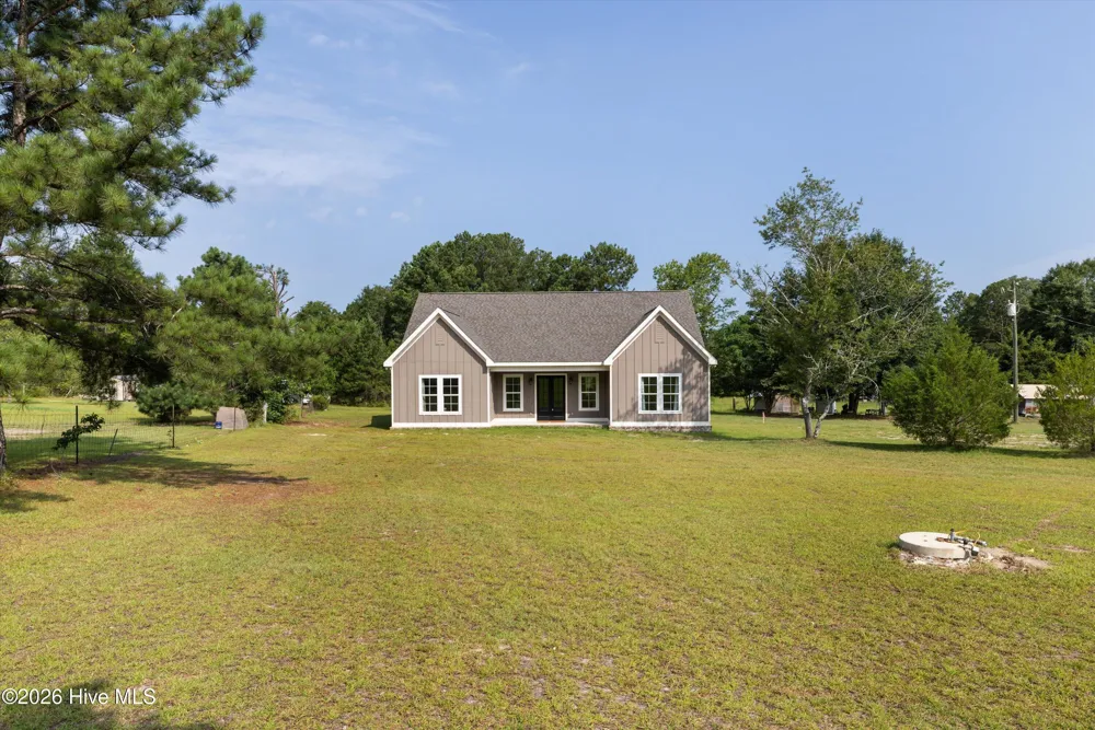 5017 Iron Hill Road Dearing, GA 30808