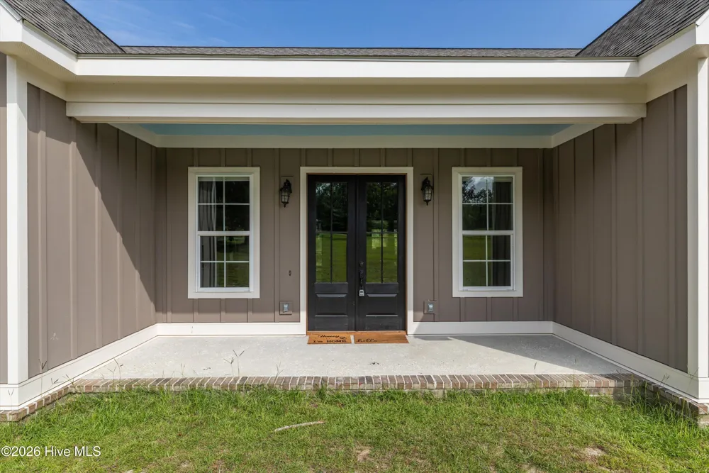 5017 Iron Hill Road Dearing, GA 30808