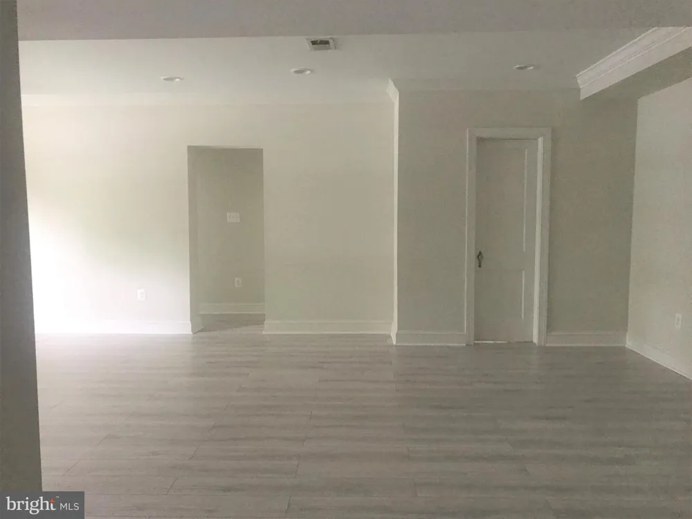401 COMMONWEALTH AVENUE #20A Alexandria, VA 22301