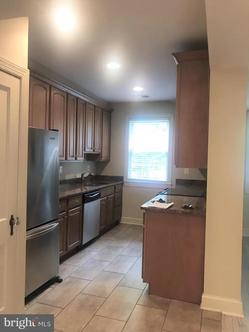 401 COMMONWEALTH AVENUE #20A Alexandria, VA 22301