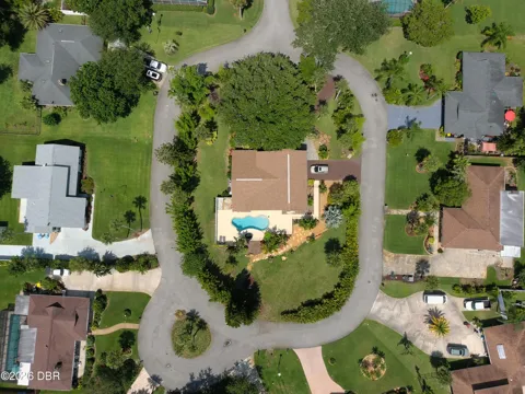 1 Harris Circle