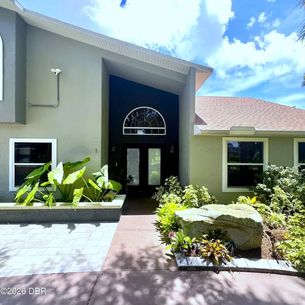 1 Harris Circle Edgewater, FL 32141