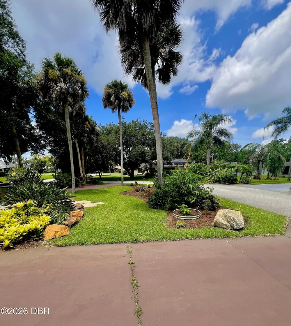 1 Harris Circle Edgewater, FL 32141