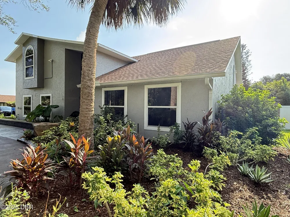 1 Harris Circle Edgewater, FL 32141
