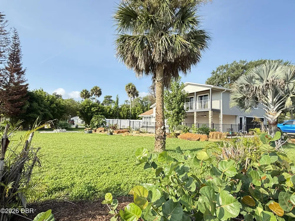 1 Harris Circle Edgewater, FL 32141