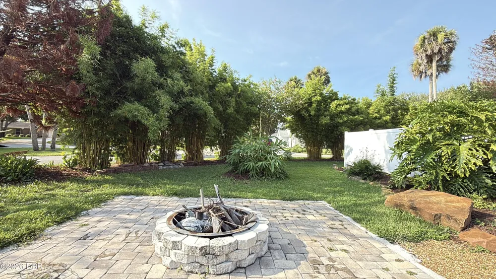 1 Harris Circle Edgewater, FL 32141