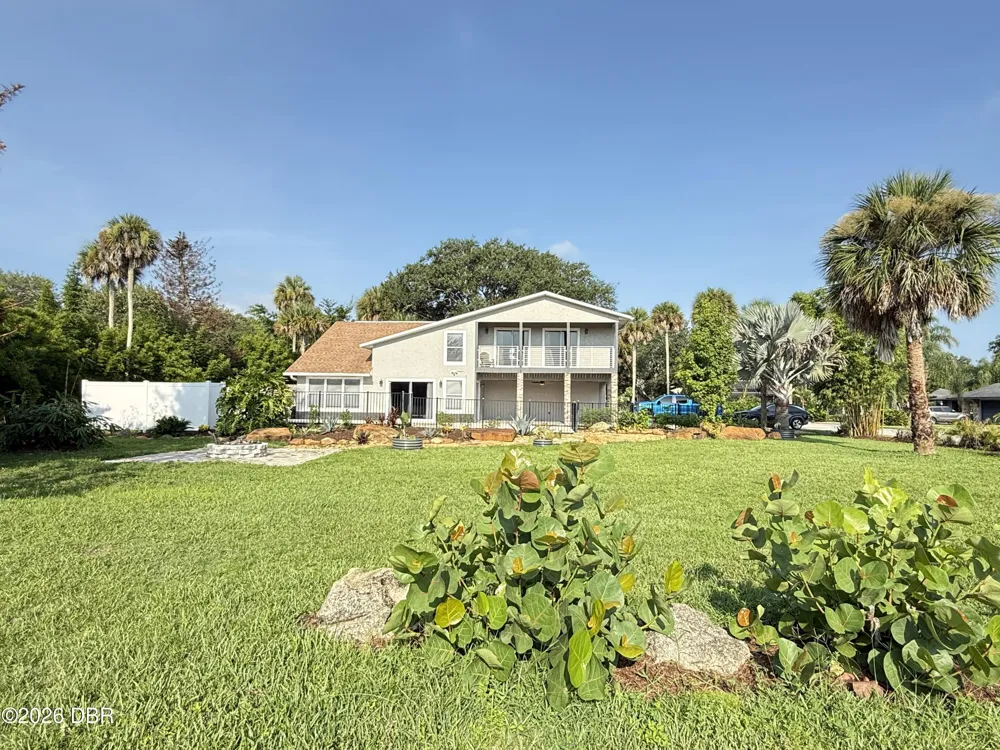 1 Harris Circle Edgewater, FL 32141