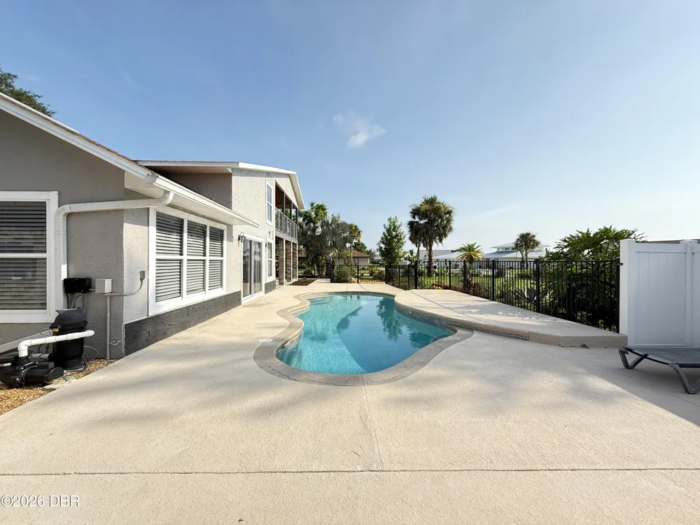 1 Harris Circle Edgewater, FL 32141