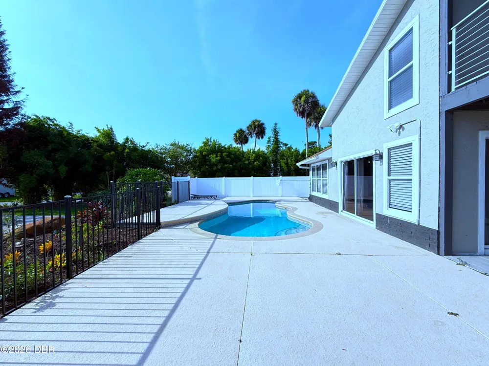 1 Harris Circle Edgewater, FL 32141