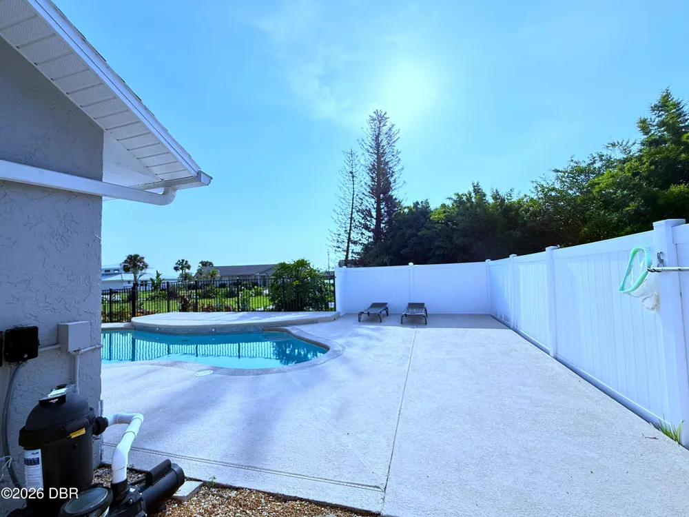 1 Harris Circle Edgewater, FL 32141