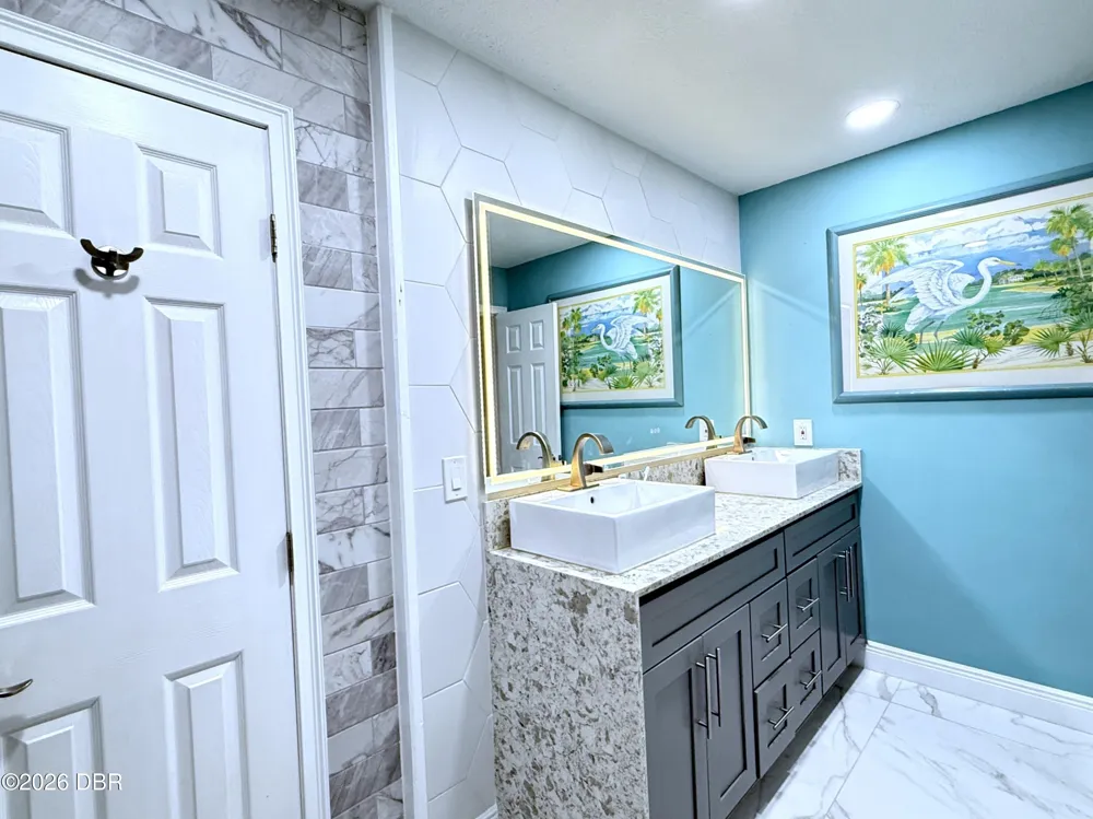 1 Harris Circle Edgewater, FL 32141