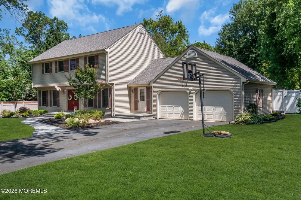 2 Lakeland Drive Matawan, NJ 07747