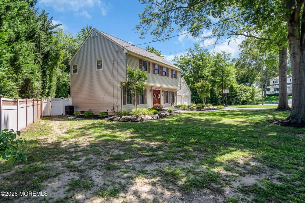 2 Lakeland Drive Matawan, NJ 07747