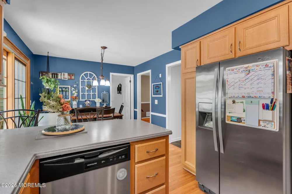 2 Lakeland Drive Matawan, NJ 07747