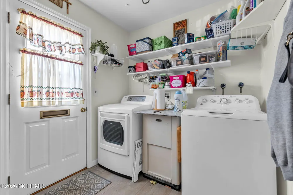 2 Lakeland Drive Matawan, NJ 07747