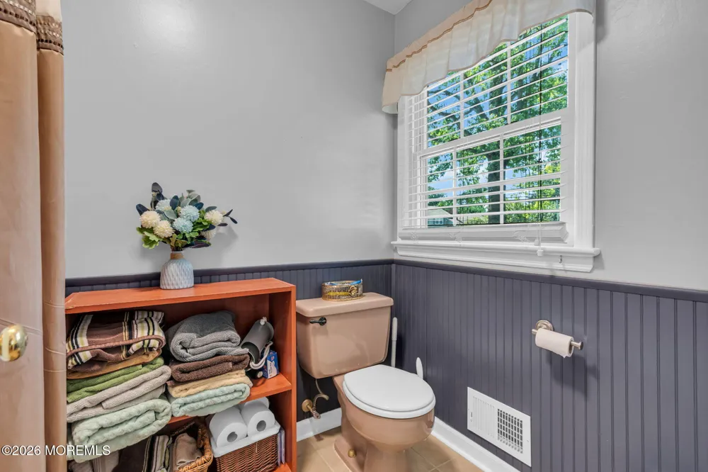 2 Lakeland Drive Matawan, NJ 07747