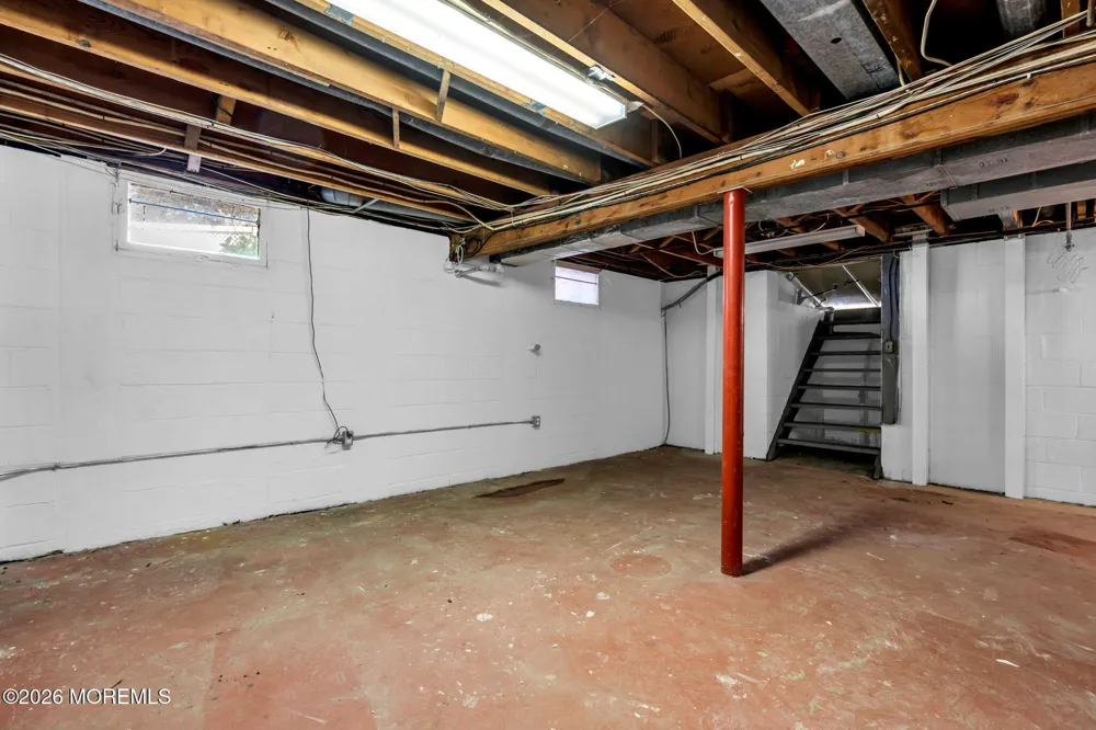 2 Lakeland Drive Matawan, NJ 07747