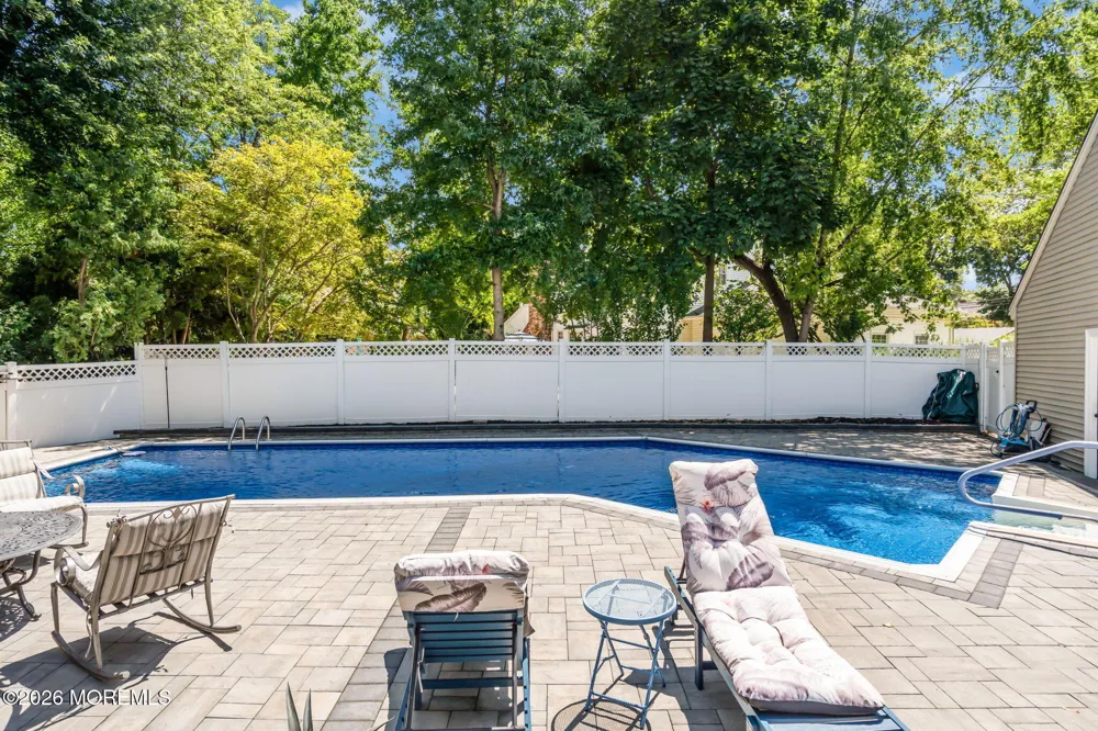 2 Lakeland Drive Matawan, NJ 07747