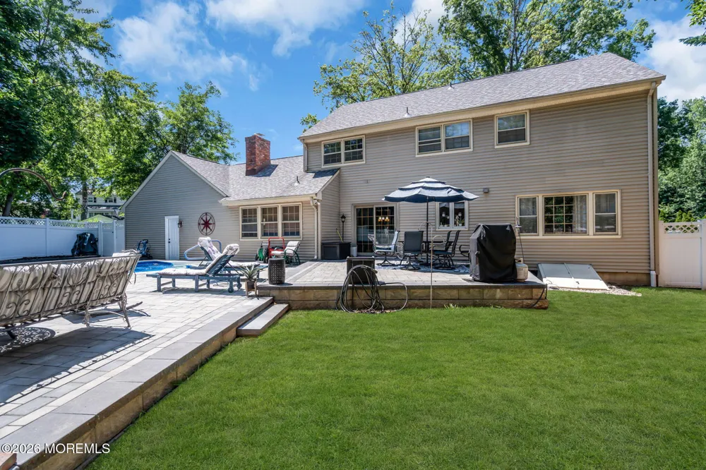 2 Lakeland Drive Matawan, NJ 07747