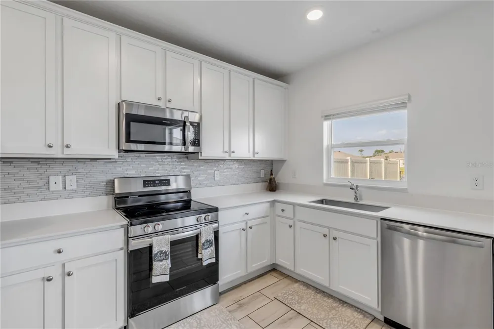 3986 WILLOWBROOK DRIVE Edgewater, FL 32141