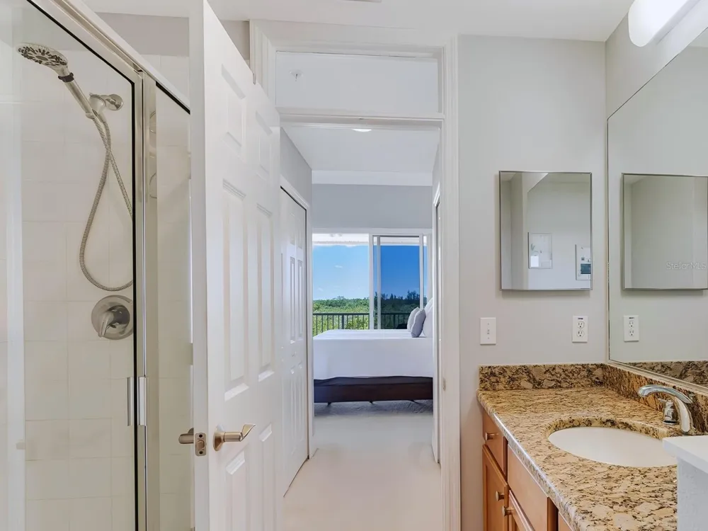 3248 MANGROVE POINT DRIVE Ruskin, FL 33570