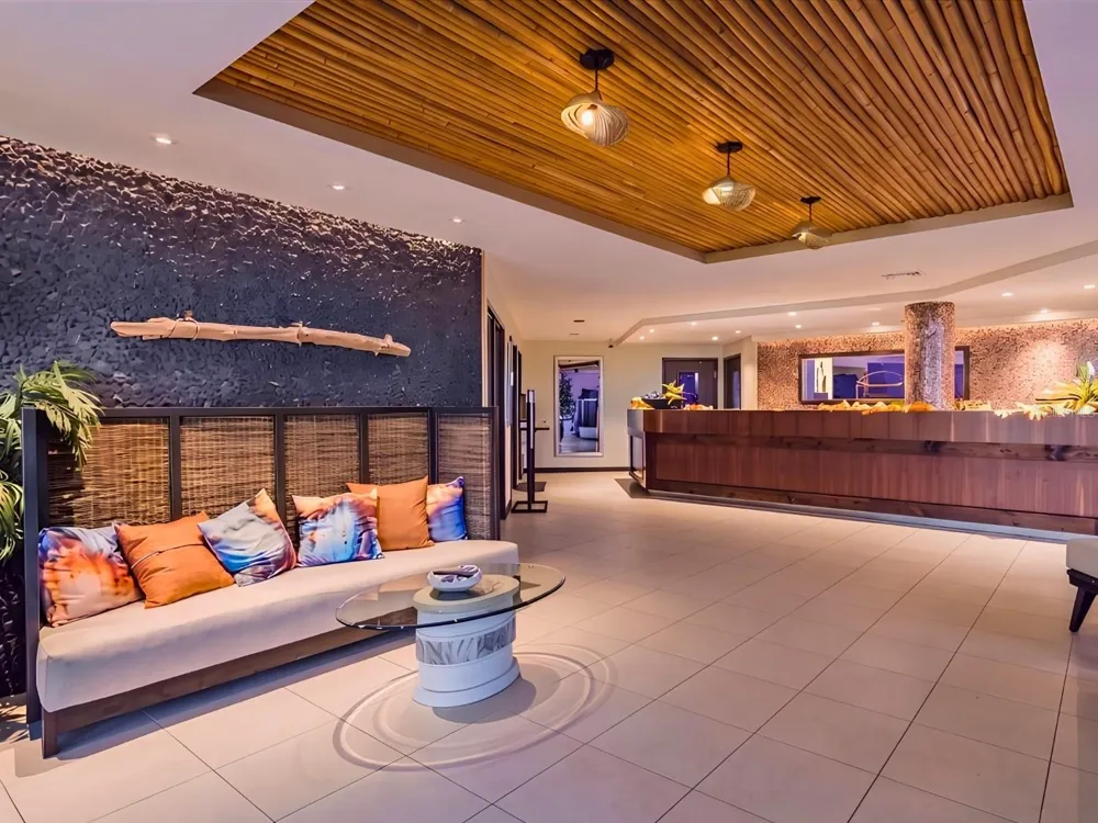 3248 MANGROVE POINT DRIVE Ruskin, FL 33570