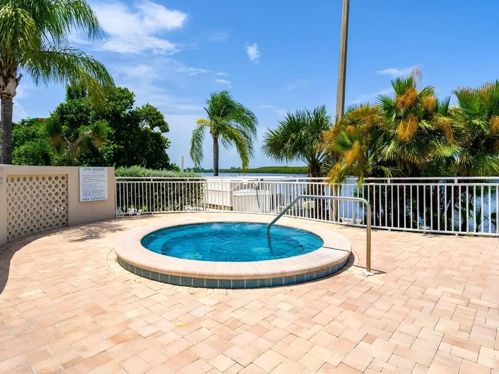 3248 MANGROVE POINT DRIVE Ruskin, FL 33570