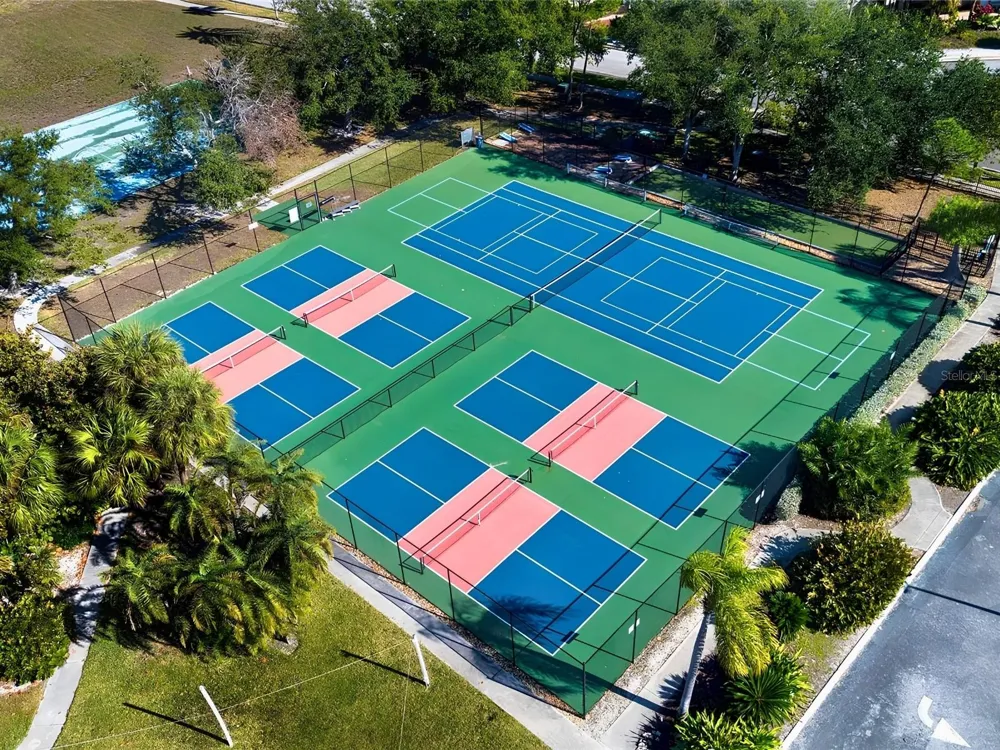 3248 MANGROVE POINT DRIVE Ruskin, FL 33570