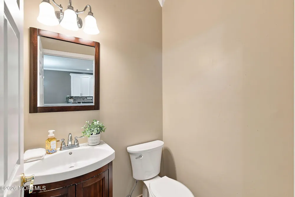 90 Banyan Boulevard Holmdel, NJ 07733