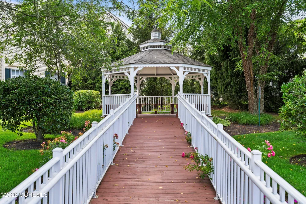 90 Banyan Boulevard Holmdel, NJ 07733