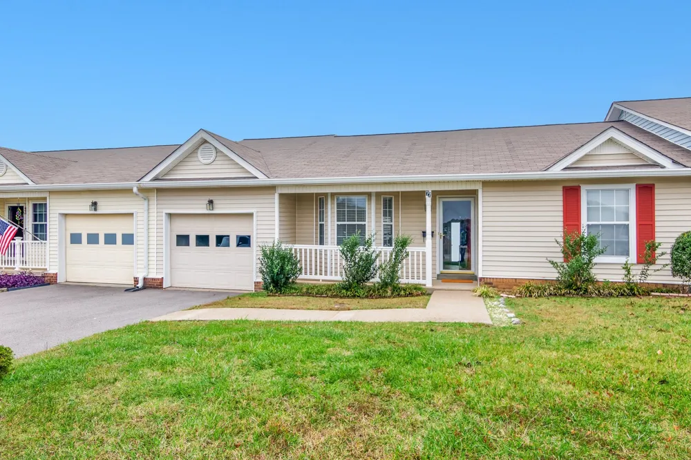 77 Rolling Meadows Dr Goodlettsville, TN 37072