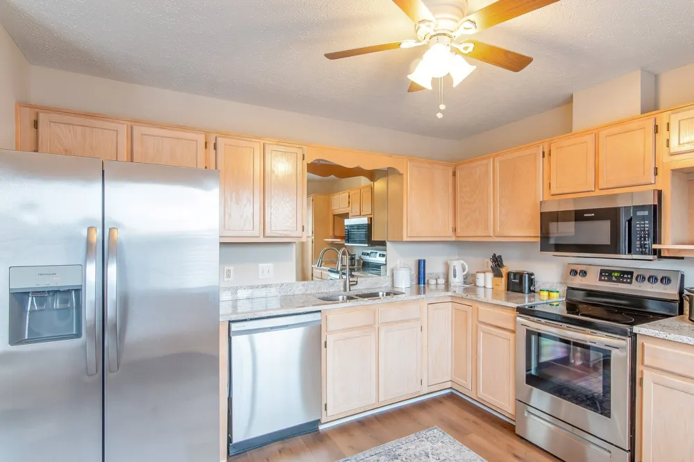 77 Rolling Meadows Dr Goodlettsville, TN 37072