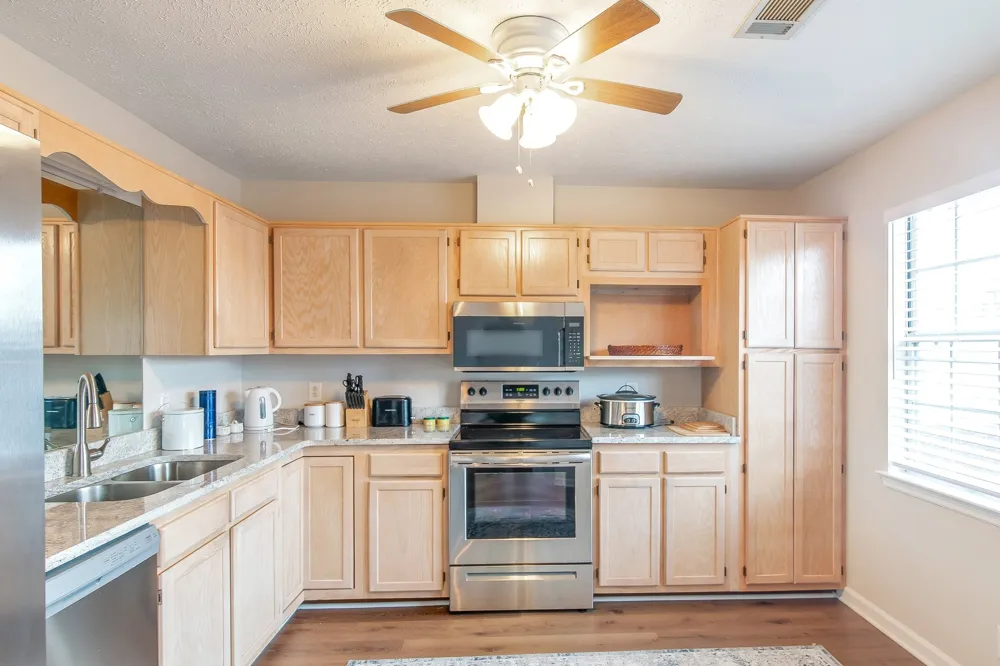 77 Rolling Meadows Dr Goodlettsville, TN 37072