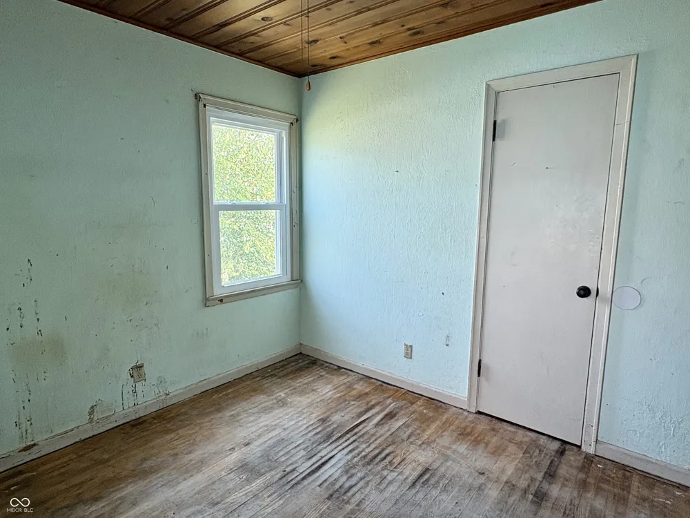403 Fletcher Lane Beech Grove, IN 46107
